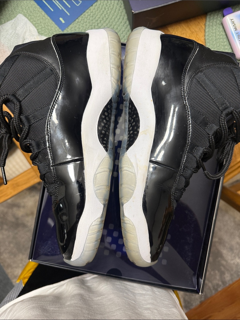 Jordan 11 - Picture 3 of 8